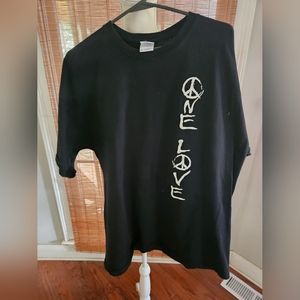 One Love Rainbow Peace tshirt